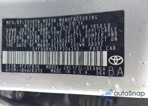 2015 Toyota Corolla Le Plus z USA, uszkodzony, nr VIN 5YFBURHE5FP204390